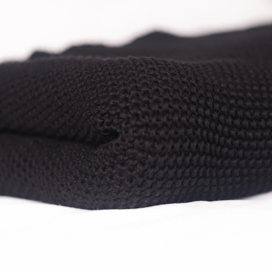 Knitting Throwblanket Black
