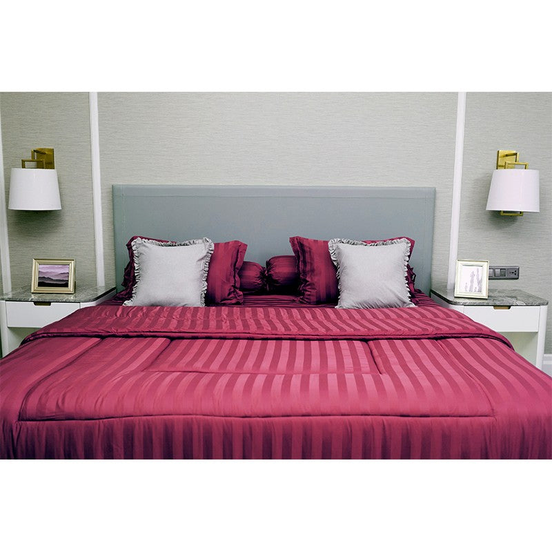 Sleep Buddy Set Sprei Salur Maroon Jacquard Lyocell