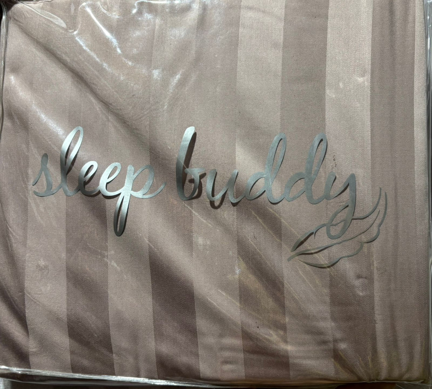 Sleep Buddy Set Sprei Salur Milkish Brow Lyocell Quilt Cover