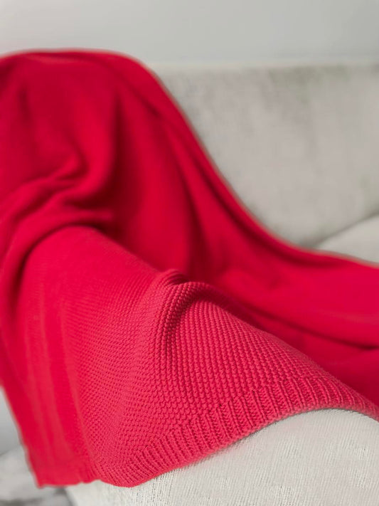 Knitting Throwblanket Red