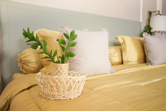 Sleep Buddy Set Sprei Lemon Grass Lyocell 60s